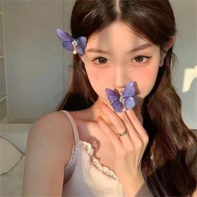 下山后，桃花朵朵开